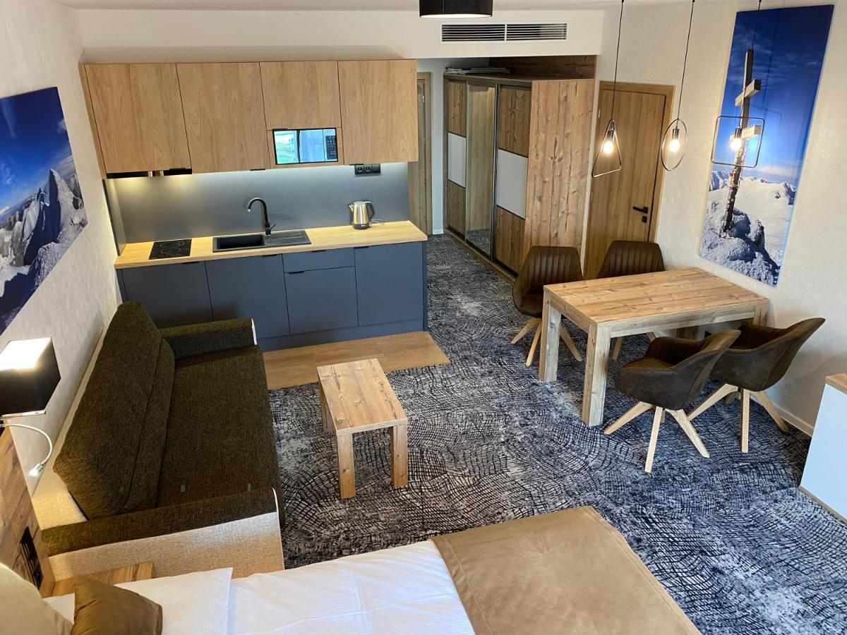 Luxusné štúdia v hoteli Akvamarín Bešenová Exterior foto
